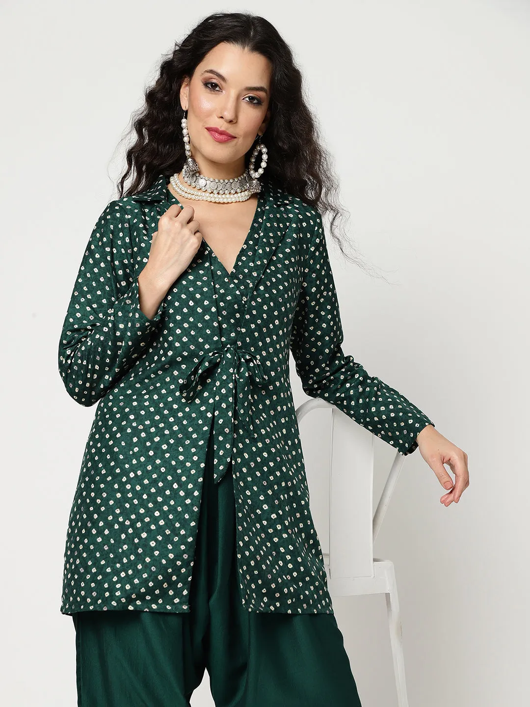 Bandhani Foil Printed Jumpsuit With Stylish Collared Shrug