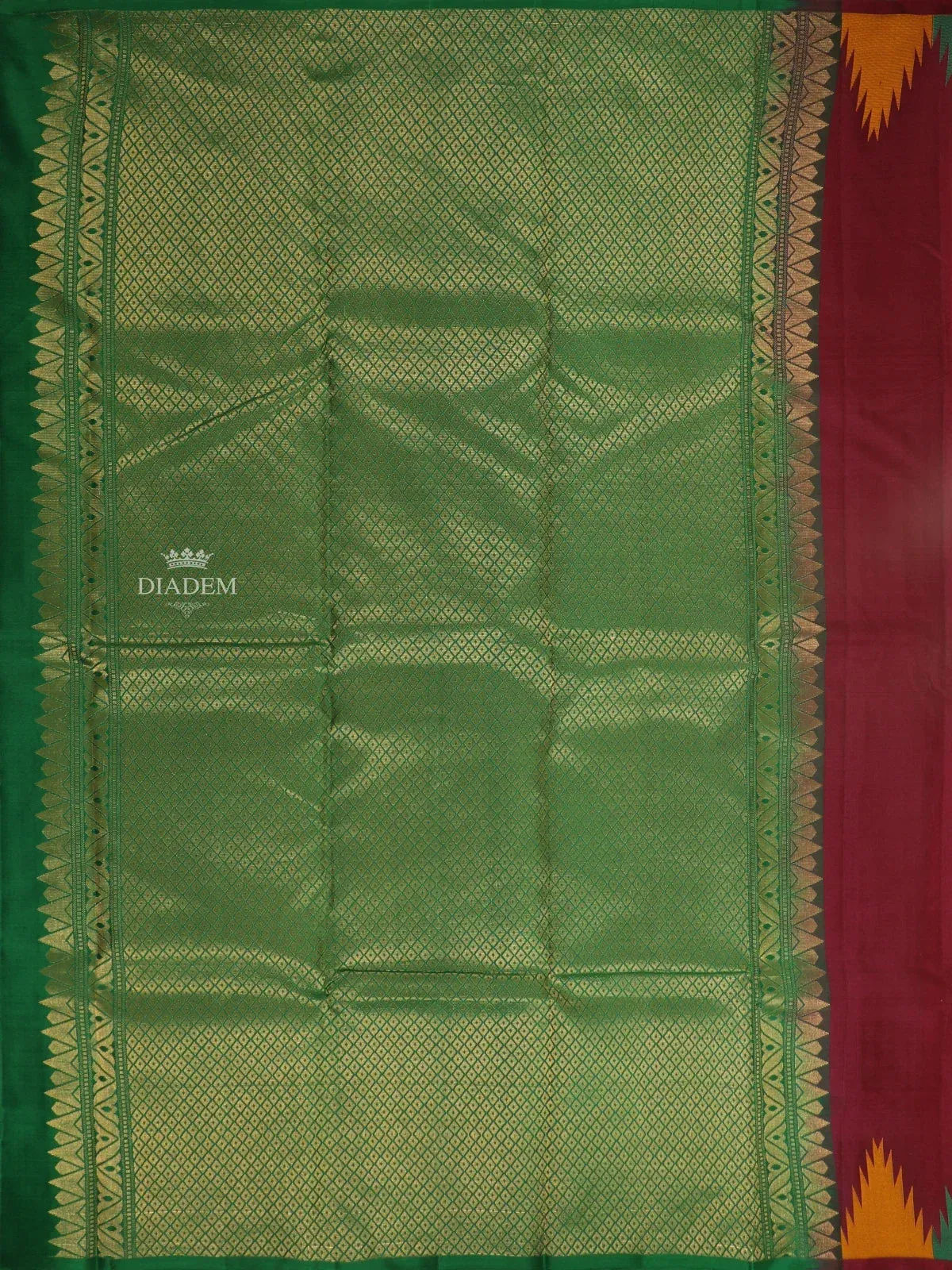 Burgandy Pure Kanchipuram Bridal Silk Saree with Plain Body Design with Temple Design Border