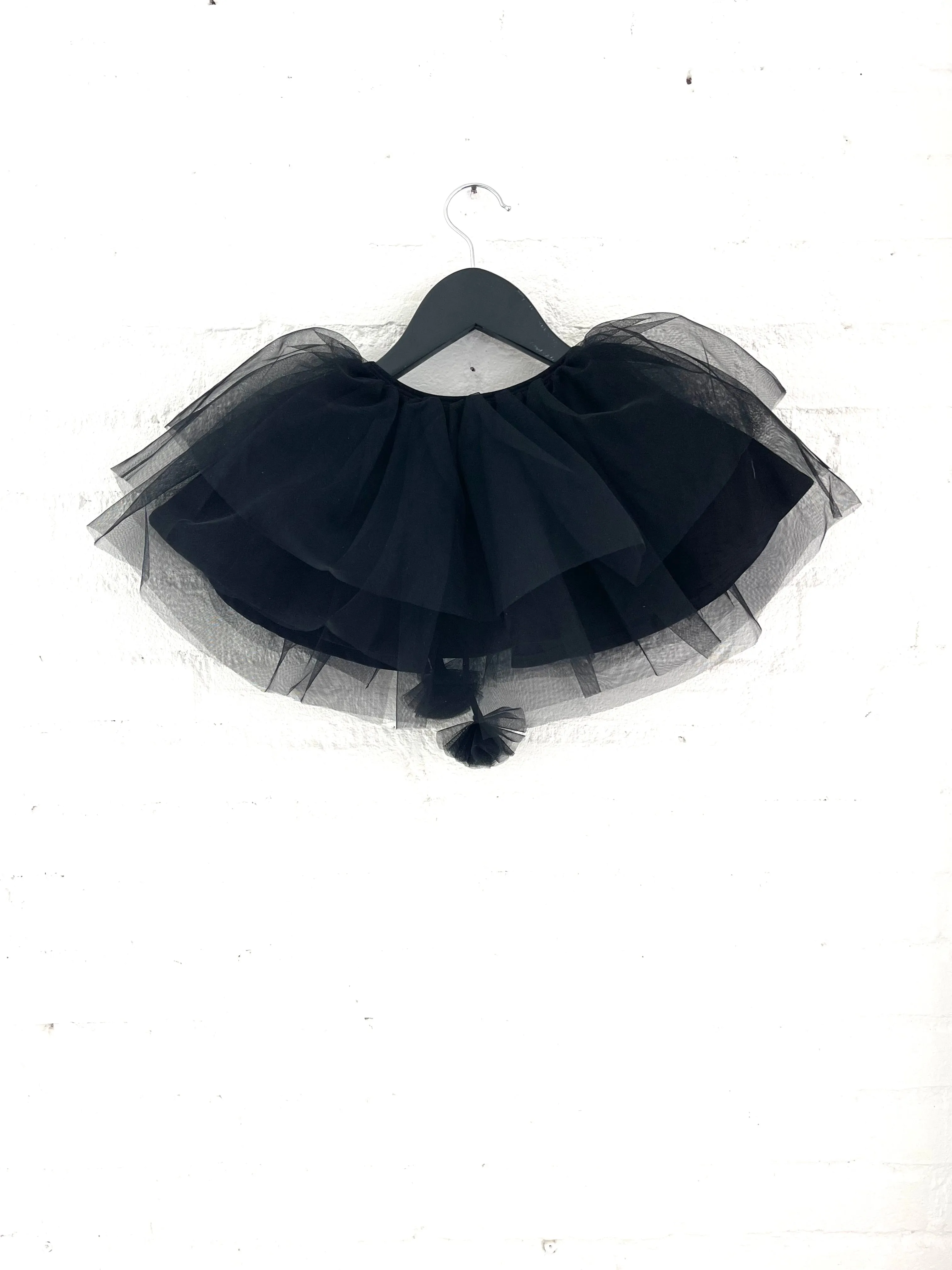 DOLLY TULLE CAPE  black