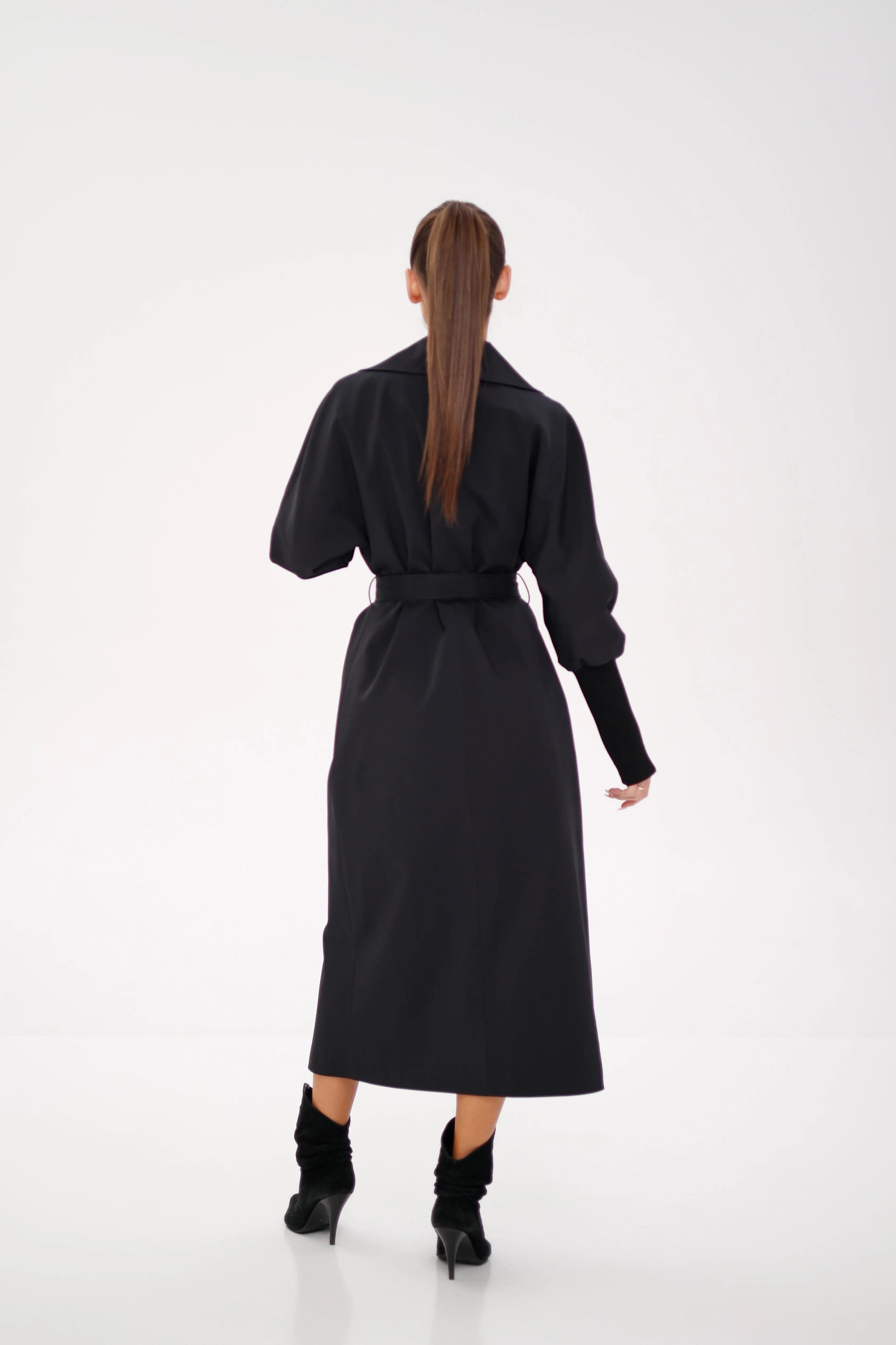 Miru Trench Coat in Black